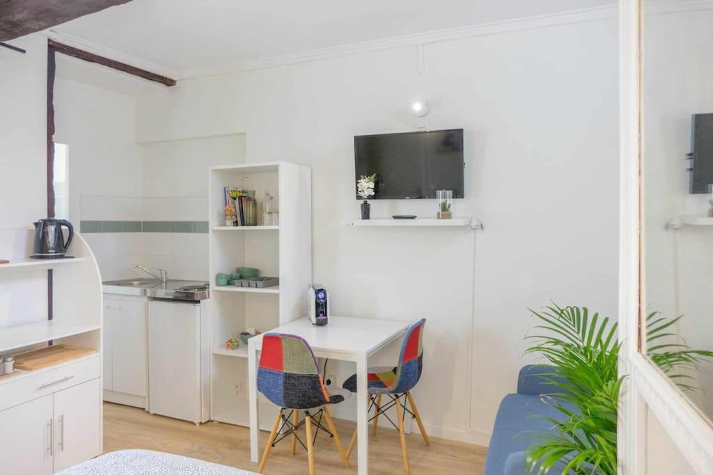 Studio Rue Pietonne Orléans Esterno foto